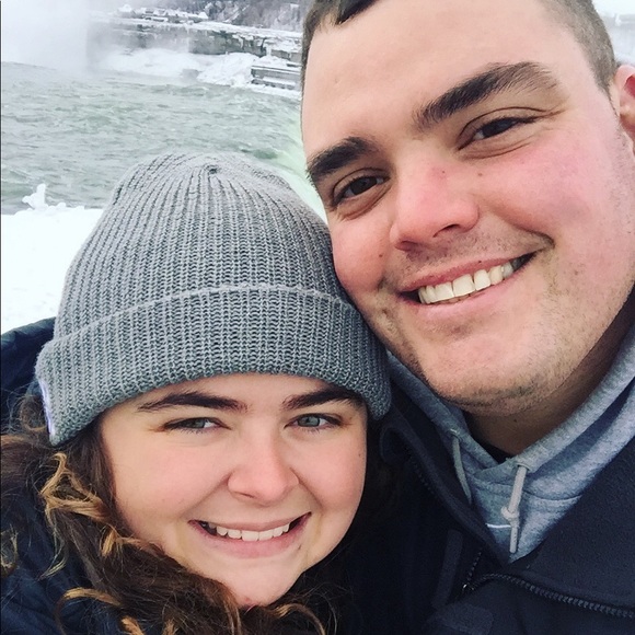 Meet your Posher, Taylor - Picture 1 of 1